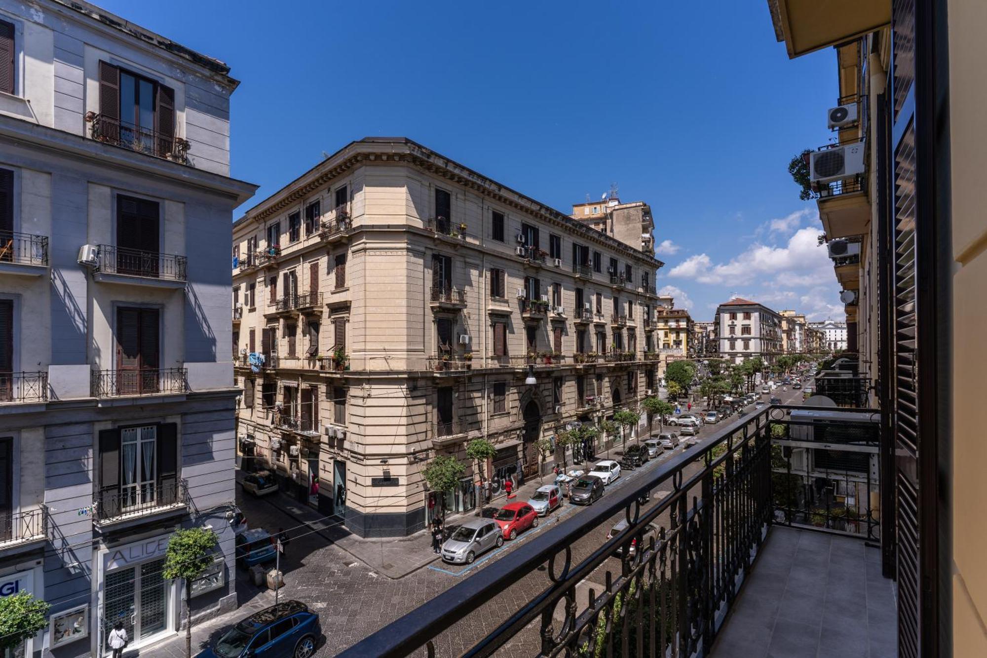 Av Rooms Napoli Buitenkant foto
