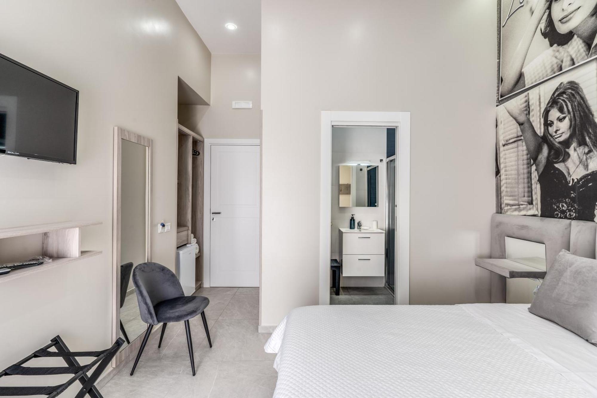 Av Rooms Napoli Buitenkant foto
